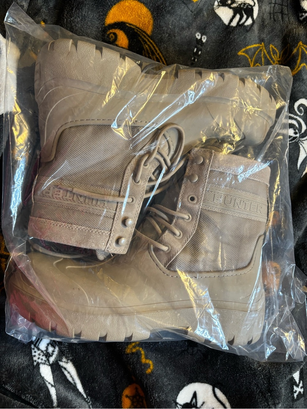 Hunter Taupe Lace-Up Waterproof Boots